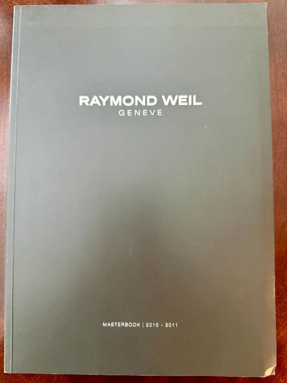 Raymond Weil Masterbook 2010–2011 – Luxury Swiss Watch Catalog – Collectible